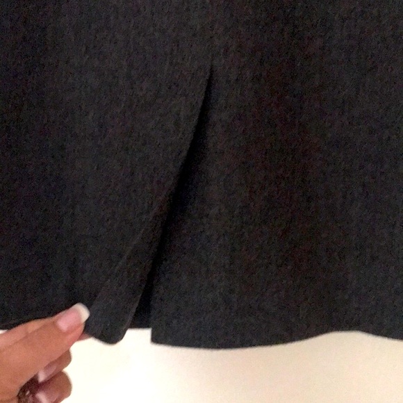 Design assets gray wool skirt size 4 - Picture 4 of 5